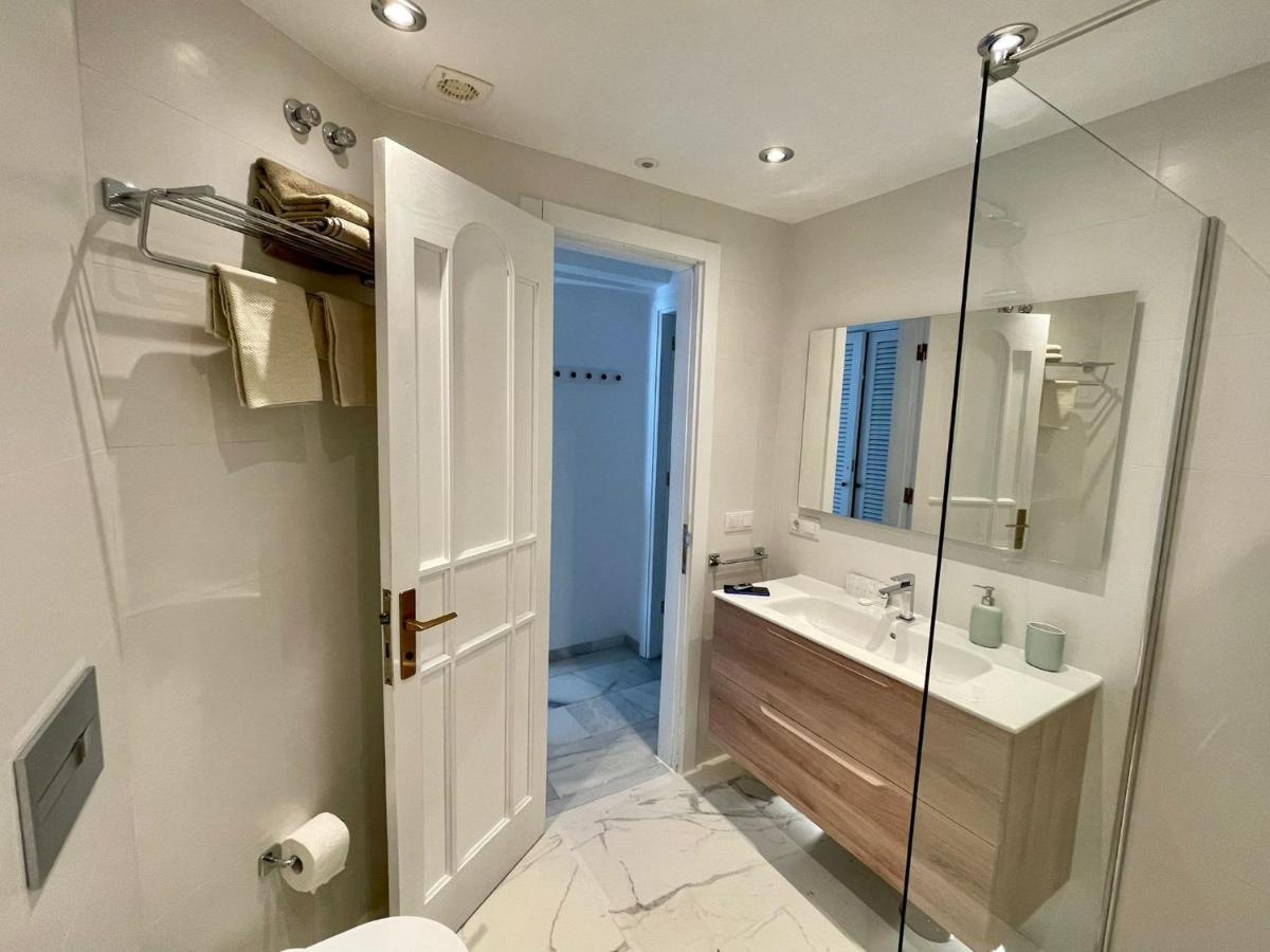Apartment In Complex Altamira With Direct Ocean View Costa Adeje  Esterno foto