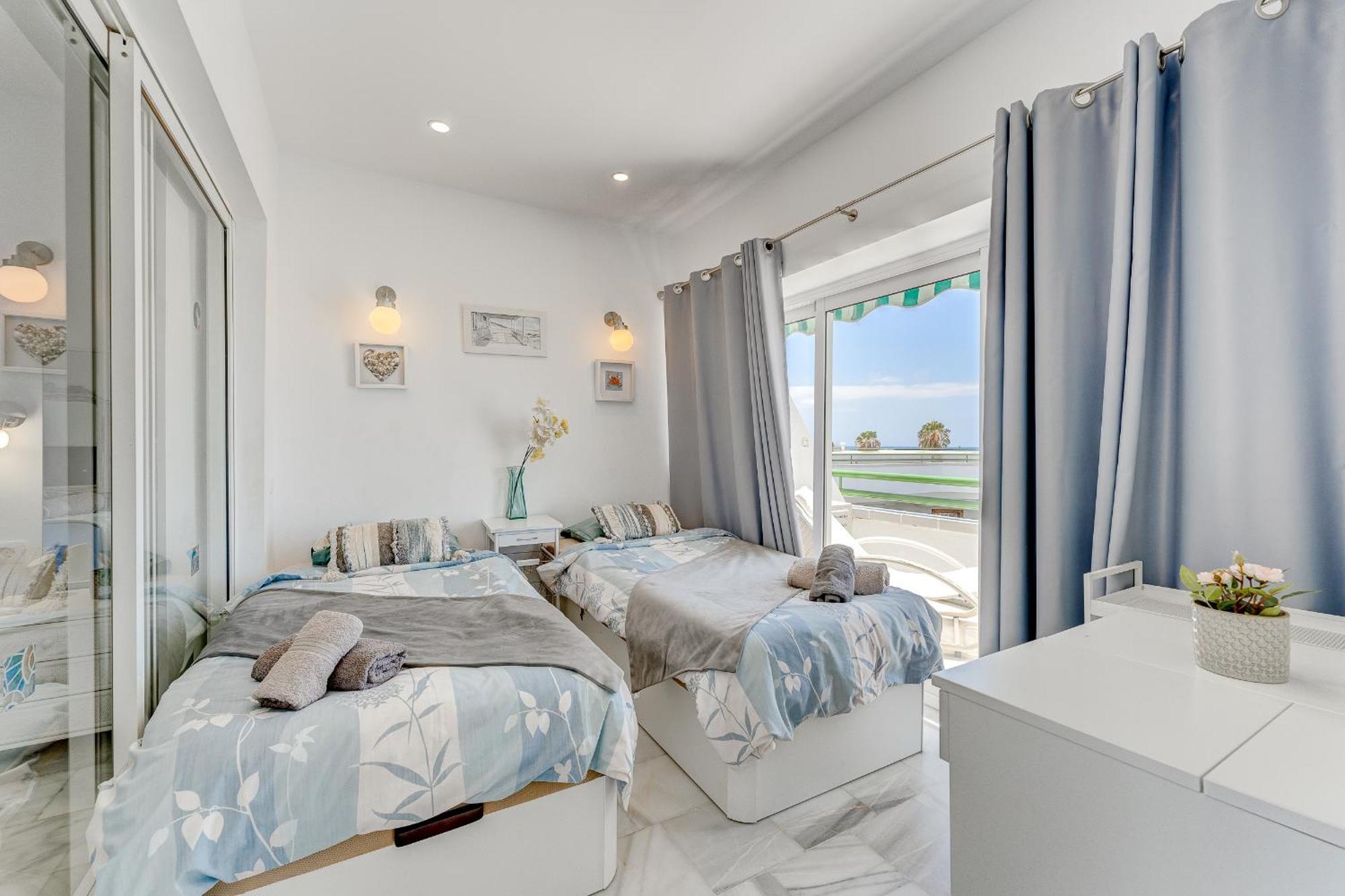 Apartment In Complex Altamira With Direct Ocean View Costa Adeje  Esterno foto